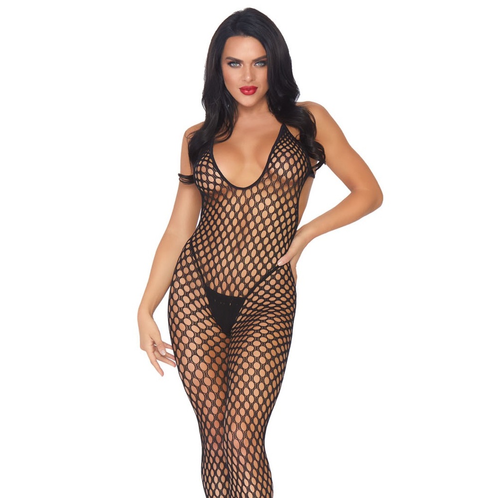 O/s fit sizes small - large